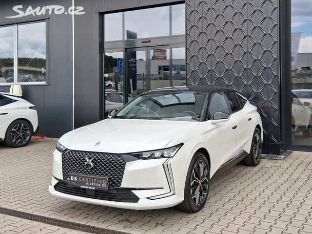 DS 4